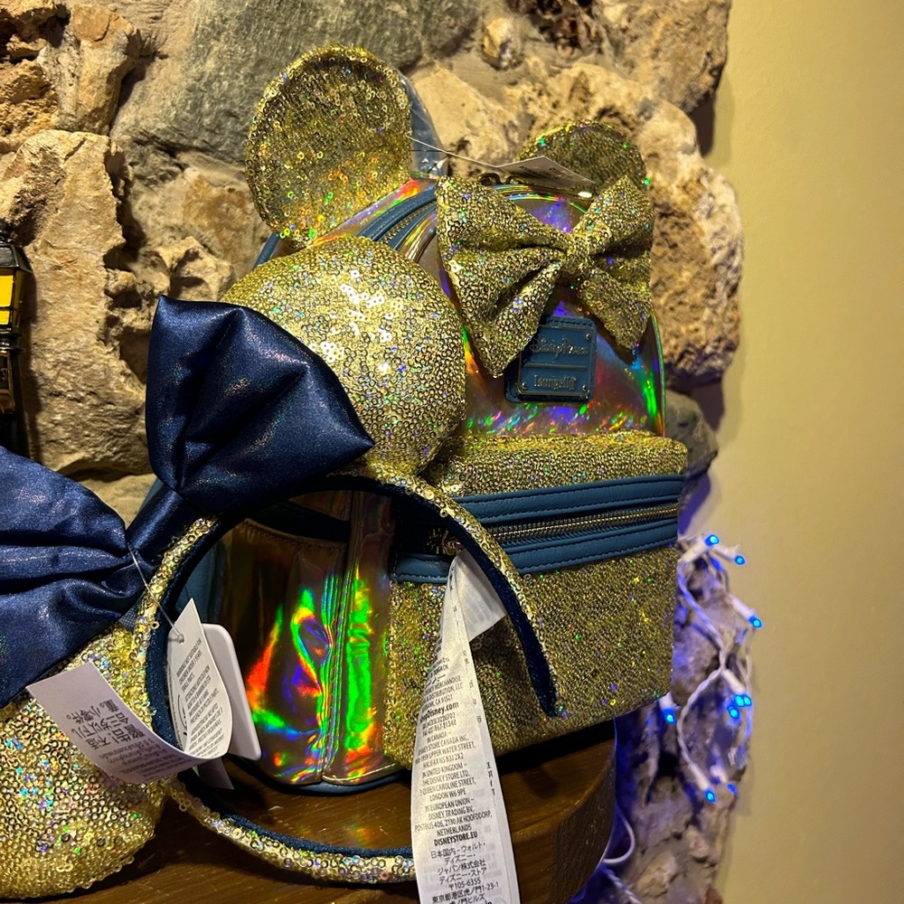 Disney 50th Anniversary Gold & Blue Sequin Loungefly Bag - Picture 3 of 13
